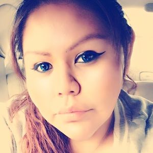 Meet your Posher, Betheena